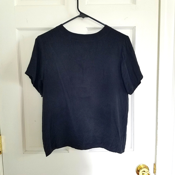 Vintage Tops - BOGO 🎊 Vintage Black Silk Short Sleeve Top